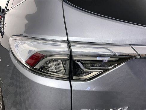 Used 2023 Buick Enclave Avenir image 29