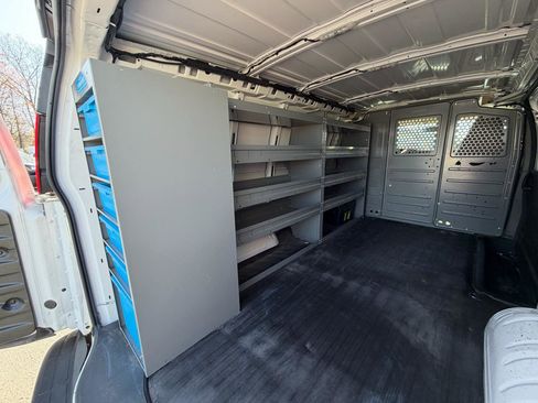 Used 2021 Chevrolet Express 2500 w/ Driver Convenience Package image 31