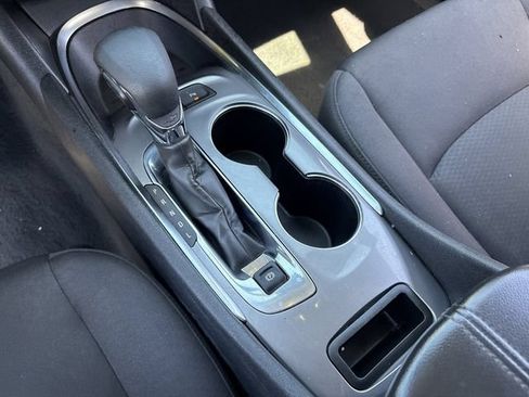 Used 2025 Chevrolet Malibu LT FWD image 25