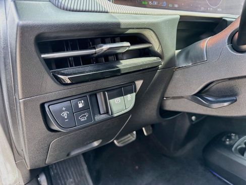 Used 2022 Kia EV6 GT-Line RWD image 14