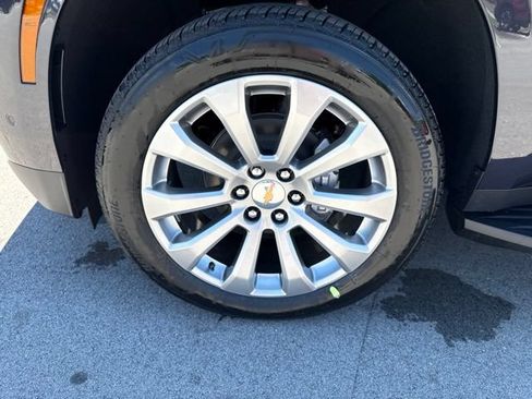 New 2026 Chevrolet Tahoe Premier w/ Sun And Tow Package AWD/4WD image 9