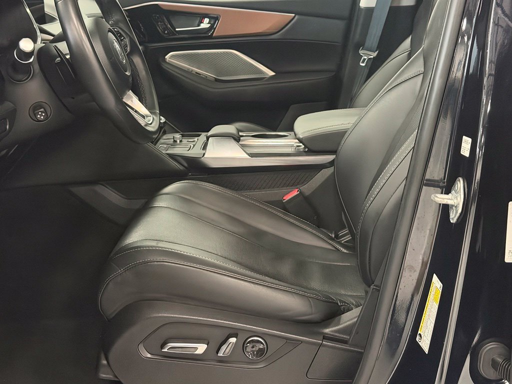 Used 2022 Acura MDX w/ Technology Package AWD/4WD image 12