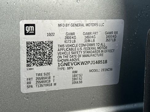 Used 2023 Chevrolet Traverse LT w/ Rear Camera Mirror Package image 30