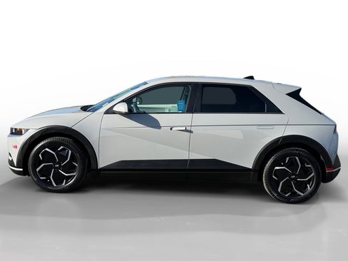 Certified 2024 Hyundai Ioniq 5 SEL image 2