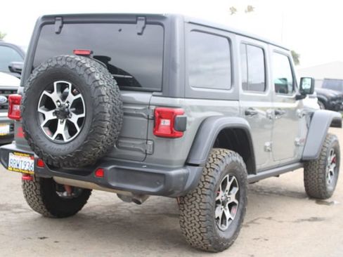 Used 2020 Jeep Wrangler Unlimited Rubicon w/ LED Lighting Group AWD/4WD image 6