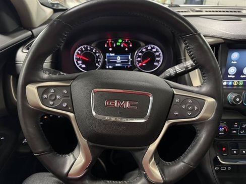 Used 2018 GMC Terrain Denali w/ Advanced Safety Package AWD/4WD image 18