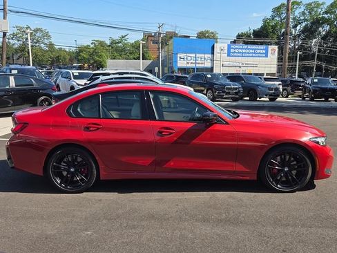 Certified 2023 BMW M340i xDrive AWD/4WD image 4