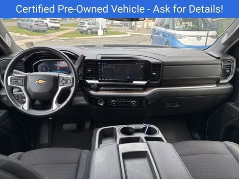 Used 2022 Chevrolet Silverado 1500 LT image 10