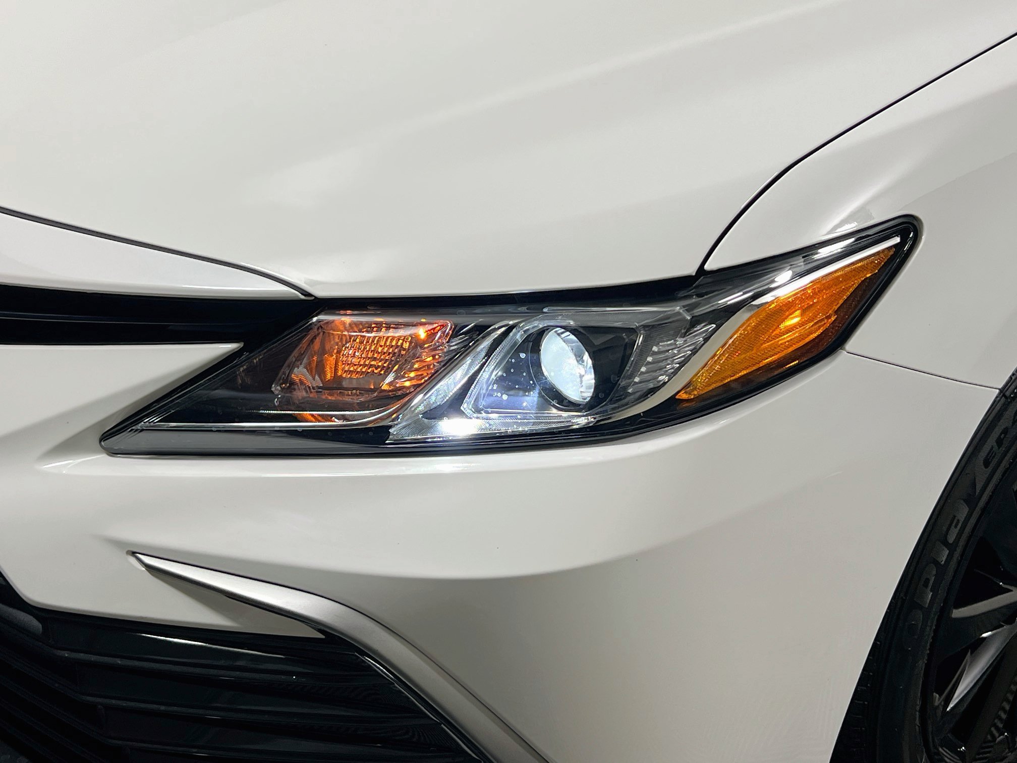 Used 2024 Toyota Camry LE w/ Convenience Package FWD image 11
