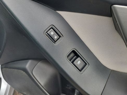 Used 2014 Subaru Forester 2.5i Premium w/ All-Weather Package image 21