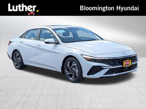New 2026 Hyundai Elantra Limited FWD image 1