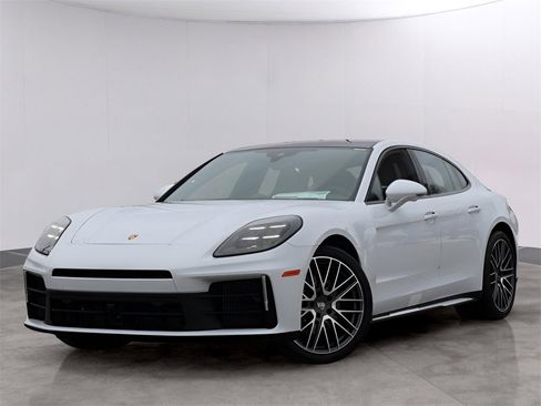 New 2026 Porsche Panamera image 1
