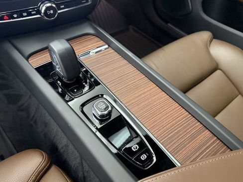 Certified 2023 Volvo S60 B5 Ultimate image 21