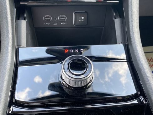 Certified 2023 Jeep Grand Cherokee L Laredo AWD/4WD image 19