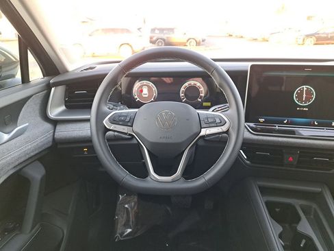 New 2026 Volkswagen Tiguan S image 22