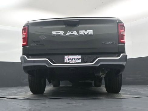New 2026 RAM 1500 4x4 Crew Cab image 40