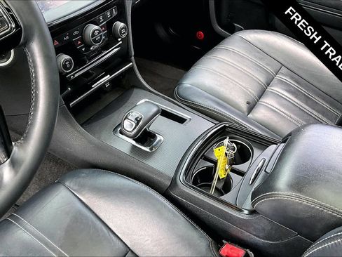 Used 2013 Chrysler 300 S RWD image 8