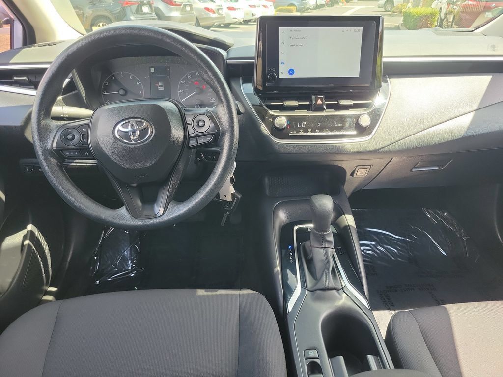 Used 2024 Toyota Corolla LE FWD image 12