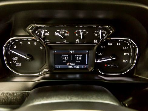 Used 2020 GMC Sierra 1500 SLE w/ SLE Value Package AWD/4WD image 17