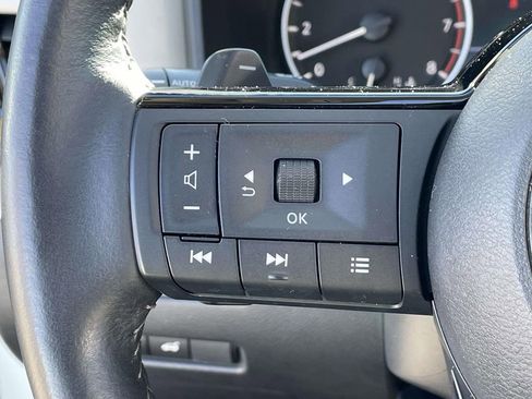 Used 2023 Nissan Rogue SL w/ SL Premium Package image 23