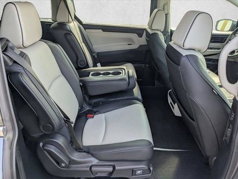 Certified 2025 Honda Odyssey Elite image 16