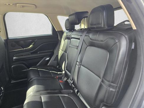 Used 2023 Lincoln Corsair Standard w/ Equipment Group 101A image 14