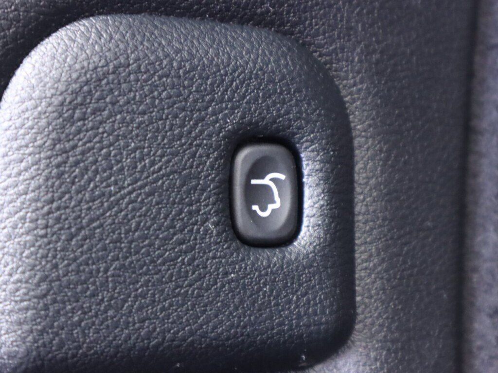 Used 2022 Dodge Durango R/T w/ Trailer Tow Group IV AWD/4WD image 43