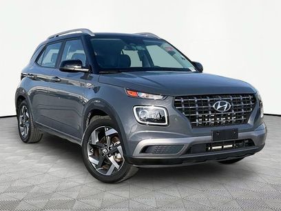 Used 2024 Hyundai Venue Limited