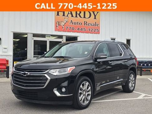 Used 2021 Chevrolet Traverse Premier image 1