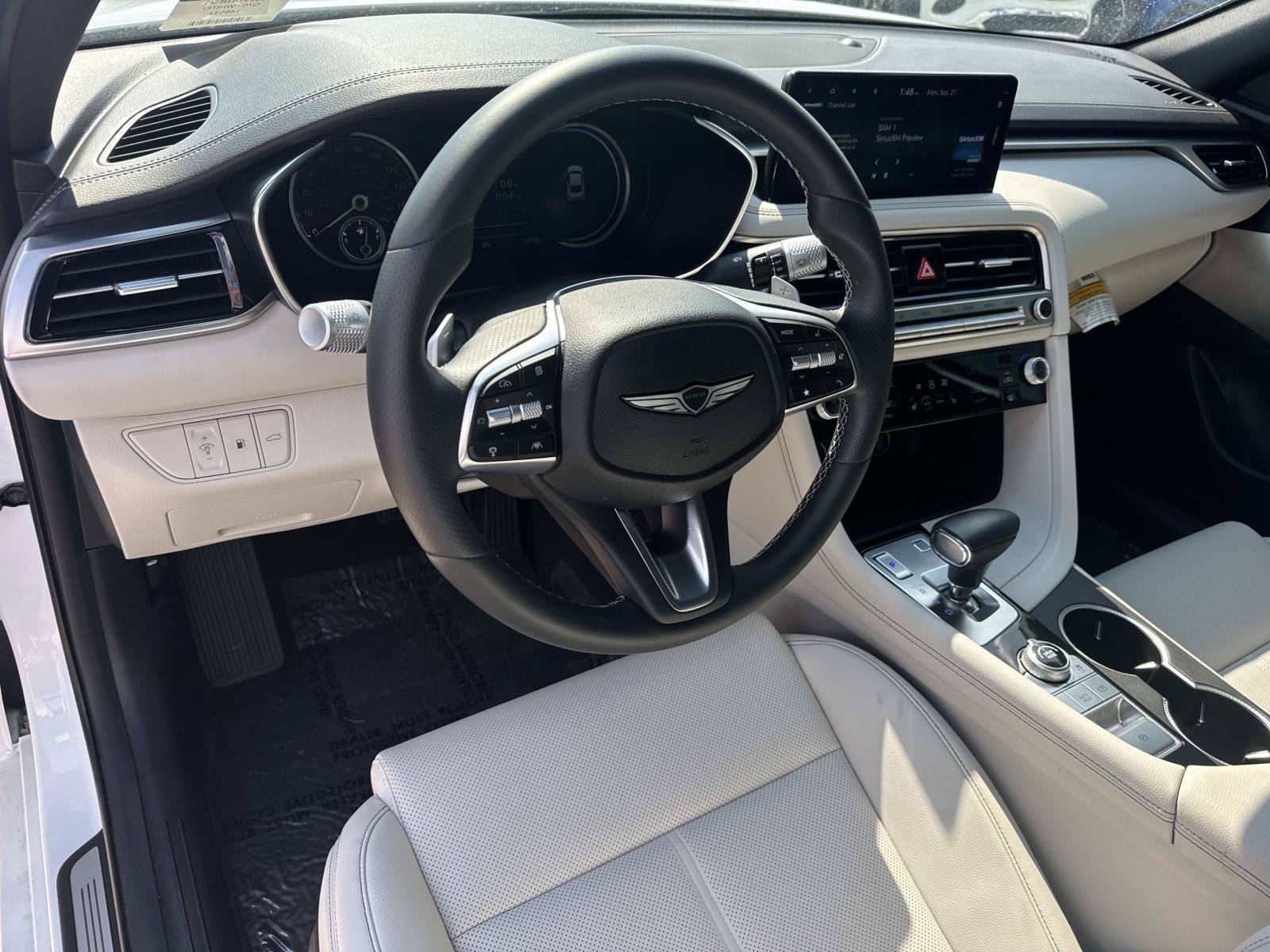 Used 2025 Genesis G70 2.5T RWD image 16