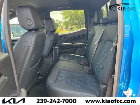 Used 2023 Chevrolet Colorado Trail Boss w/ Advanced Trailering Package AWD/4WD image 12