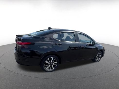 Used 2025 Nissan Versa SV FWD image 15
