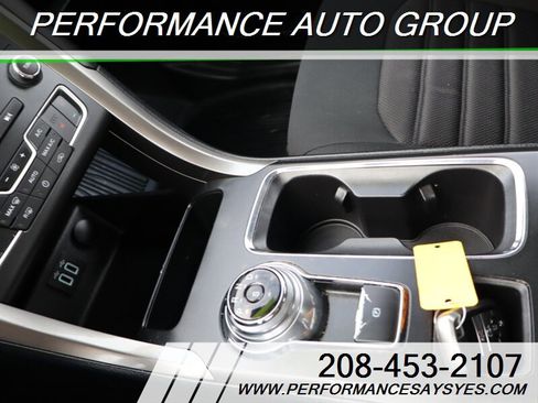 Used 2019 Ford Fusion SE image 24