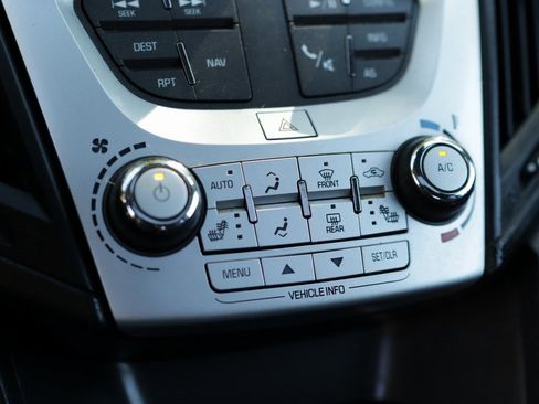 Used 2017 Chevrolet Equinox Premier w/ Enhanced Convenience Package image 18