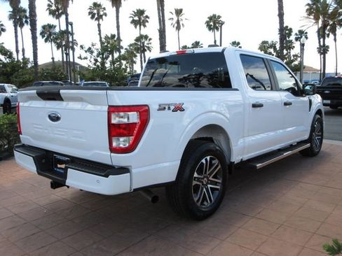 Certified 2022 Ford F150 XL w/ STX Appearance Package RWD image 4