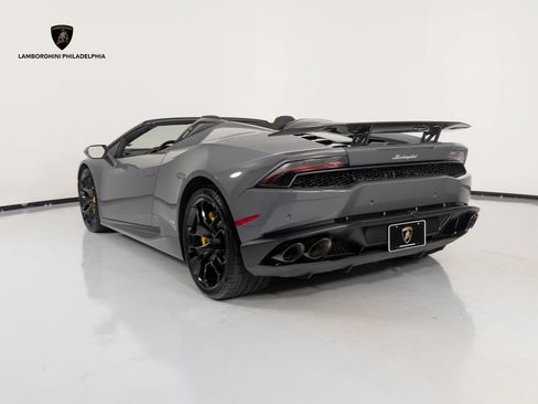 Used 2016 Lamborghini Huracan LP 610-4 AWD/4WD image 4