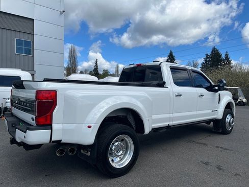 Used 2020 Ford F450 Platinum w/ Camper Package AWD/4WD image 6