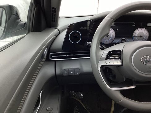 Used 2021 Hyundai Elantra SEL w/ Convenience + Premium Package FWD image 33