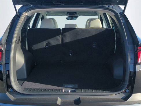 New 2026 Hyundai Tucson SE image 14