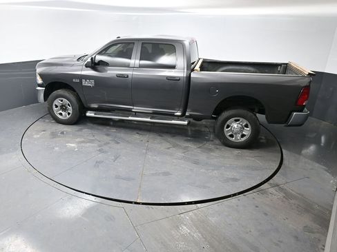 Used 2018 RAM 2500 Tradesman w/ Chrome Appearance Group image 19