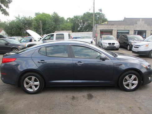 Used 2015 Kia Optima LX w/ LX Convenience Package image 2
