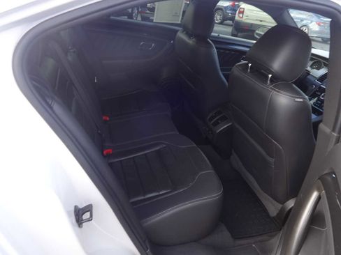 Used 2019 Ford Taurus SHO image 7