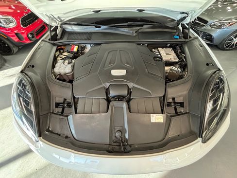 Used 2019 Porsche Cayenne S AWD/4WD image 50