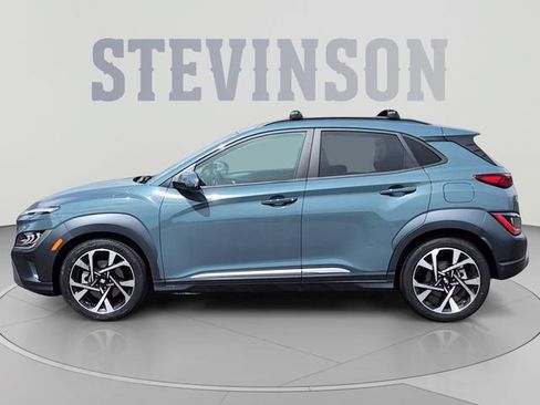 Used 2022 Hyundai Kona Limited AWD/4WD image 2