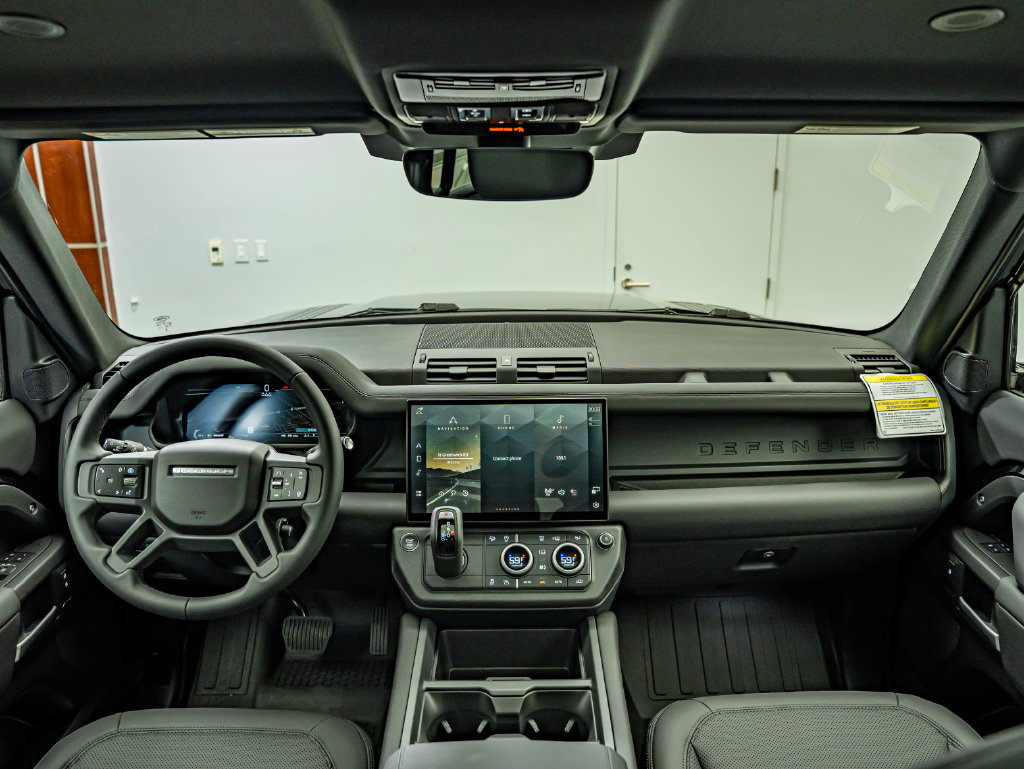 New 2026 Land Rover Defender 110 S AWD/4WD image 4
