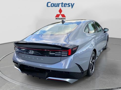 Used 2024 Hyundai Sonata SEL w/ Convenience Package FWD image 5