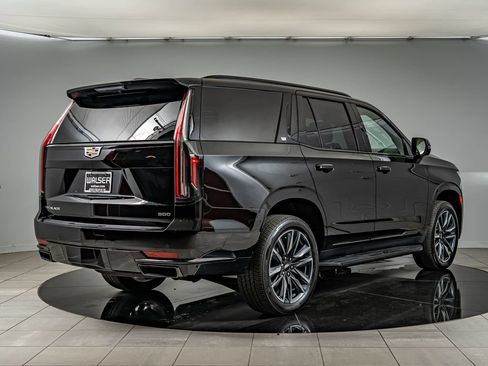 Used 2024 Cadillac Escalade Sport Platinum w/ Heavy-Duty Trailer Package AWD/4WD image 5