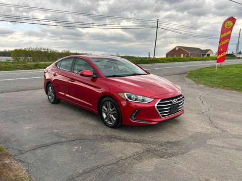 Used 2017 Hyundai Elantra Value Edition FWD image 5