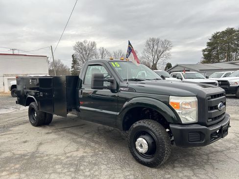Used 2015 Ford F350 XL image 4