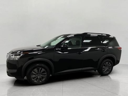 Certified 2024 Nissan Pathfinder SV AWD/4WD image 7
